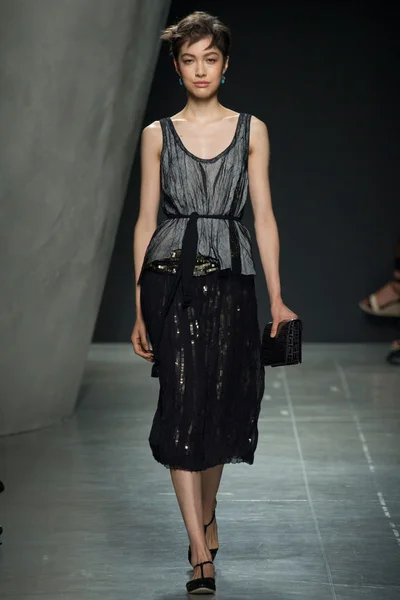 Look 37